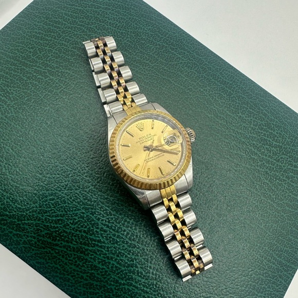 SOLD***Ladies Rolex Datejust***SOLD - Picture 2 of 11